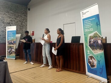 Jury de l'appel à projet Pou nou rèv in gayar sosiété, présentation des jeunes de l'association CEVIF